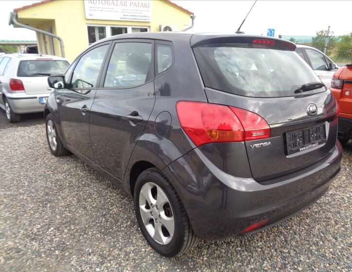 KIA Venga 4