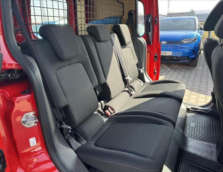 Ford Transit Connect 15