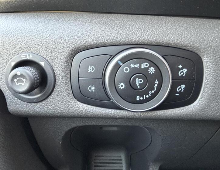 Ford Transit 18