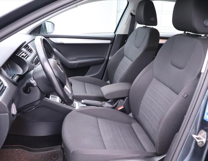Škoda Octavia 11
