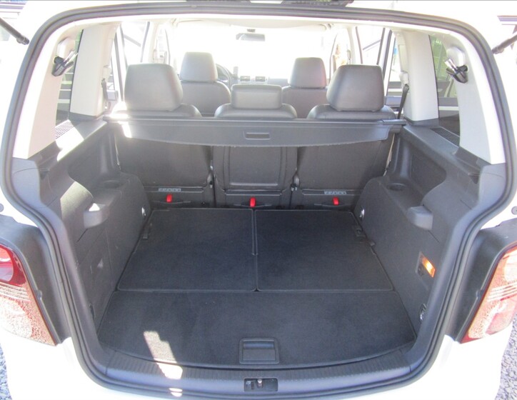 Volkswagen Touran 42