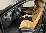 Lexus ES 300h 6