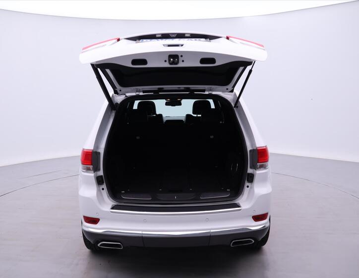 Jeep Grand Cherokee 9