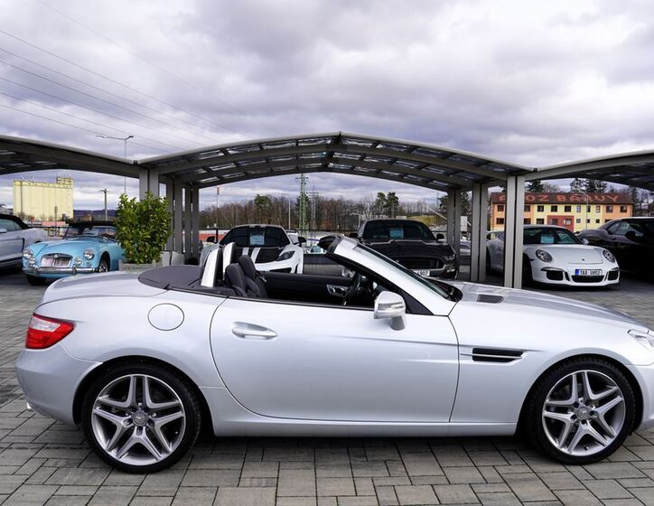 Mercedes-Benz SLK 17