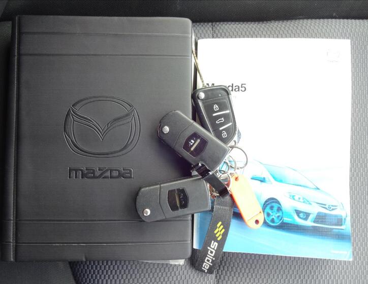 Mazda 5 42
