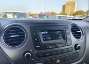 Hyundai i10 15