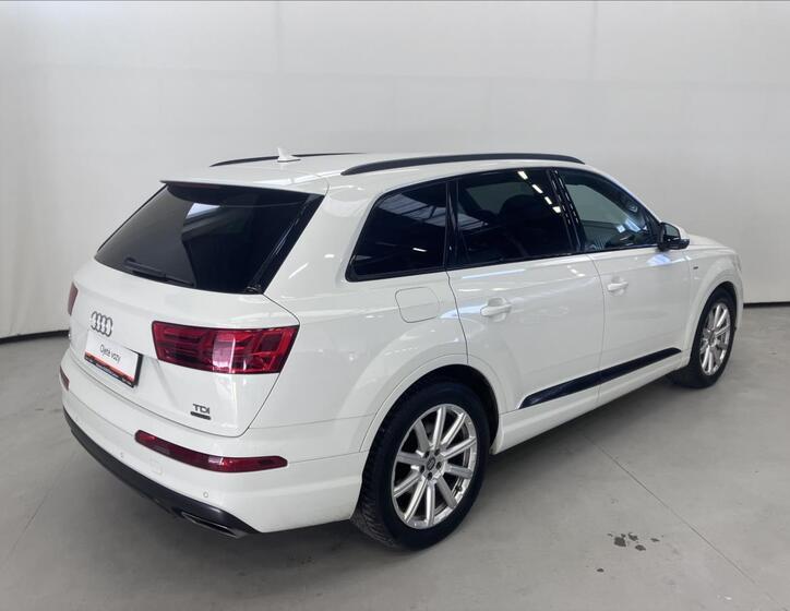 Audi Q7 2