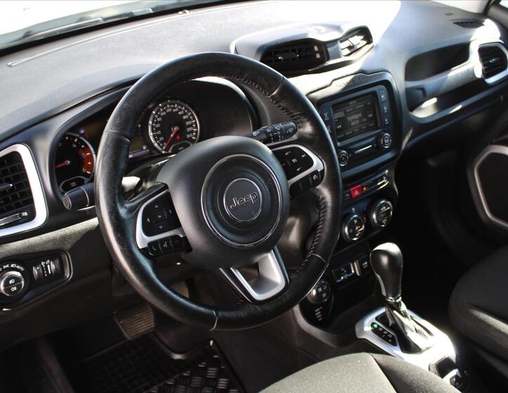 Jeep Renegade 13