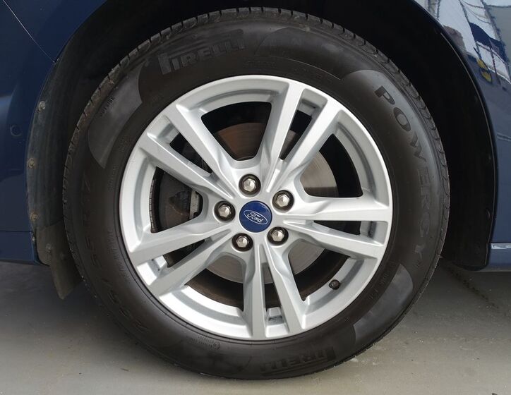 Ford S-MAX 37