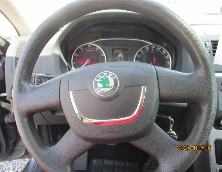 Škoda Octavia 16