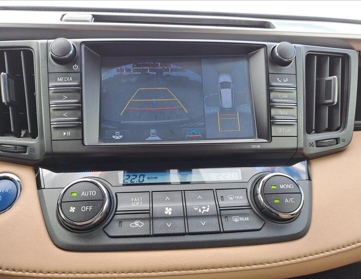 Toyota RAV4 16