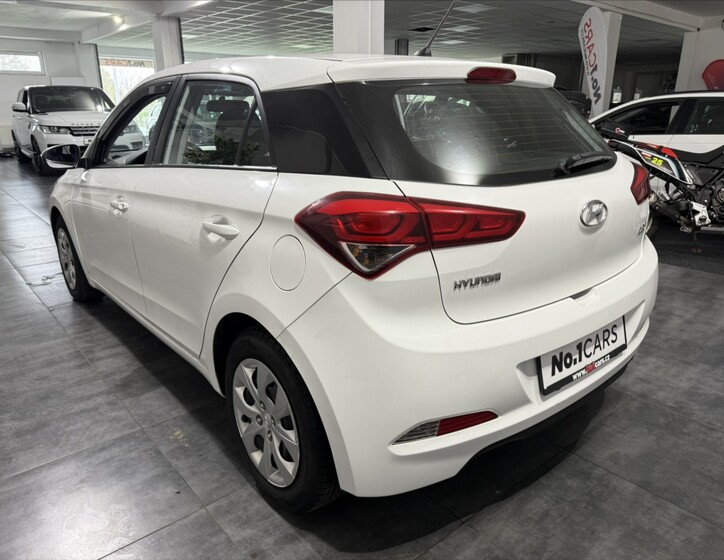 Hyundai i20 4