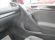 Volkswagen Golf 23