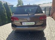 Volkswagen Touareg 4