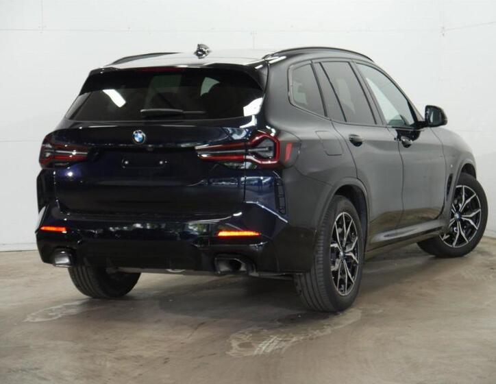 BMW X3 4