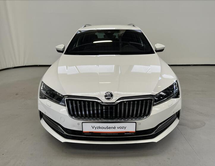 Škoda Superb 4