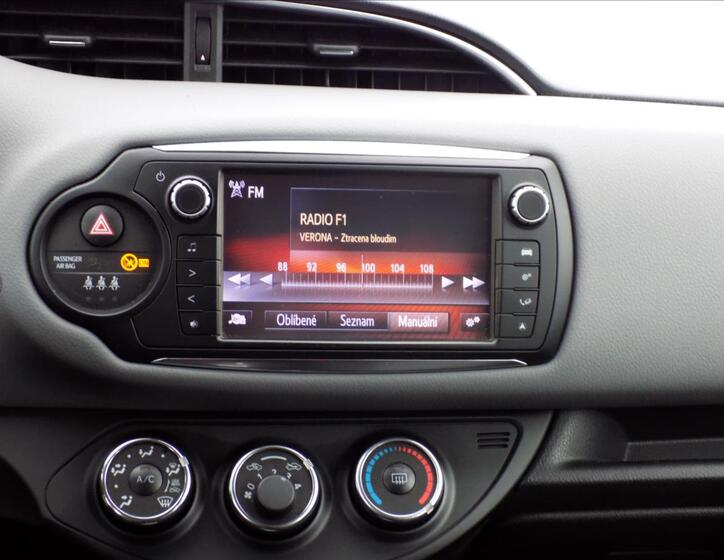 Toyota Yaris 14