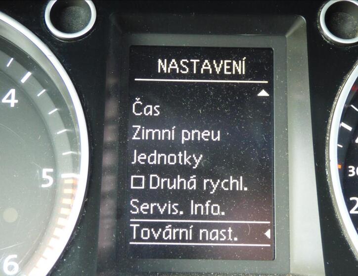 Volkswagen Passat 25