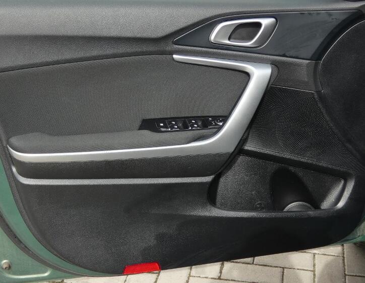 KIA Ceed 8