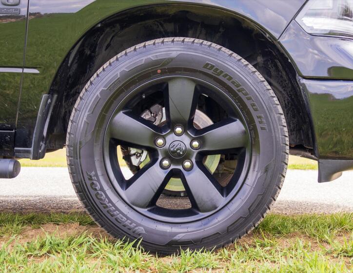 Dodge RAM 35