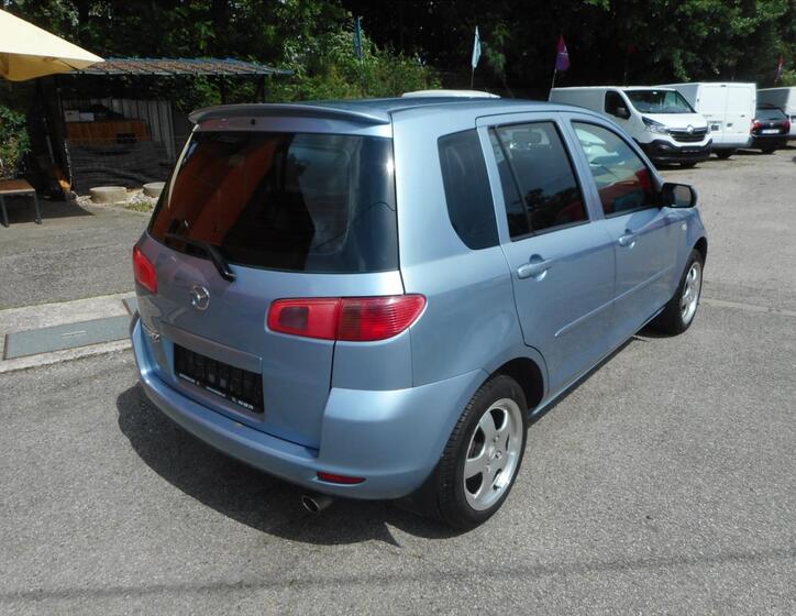 Mazda 2 5