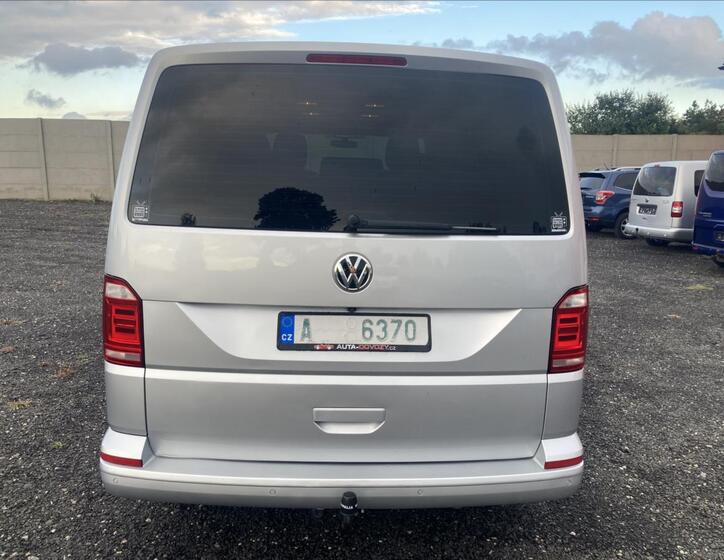 Volkswagen Multivan 29