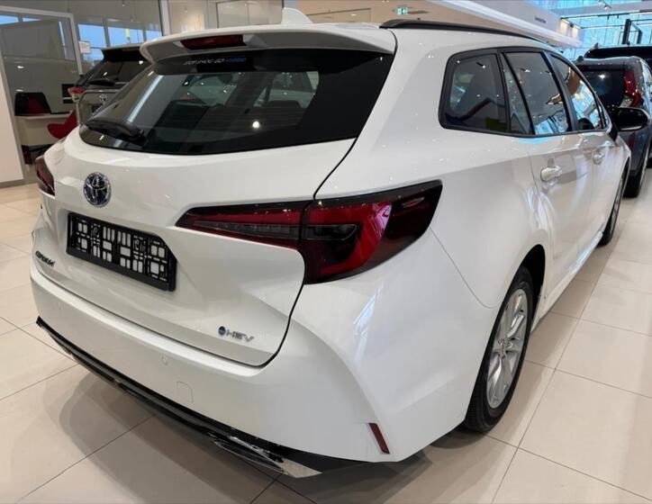 Toyota Corolla 4