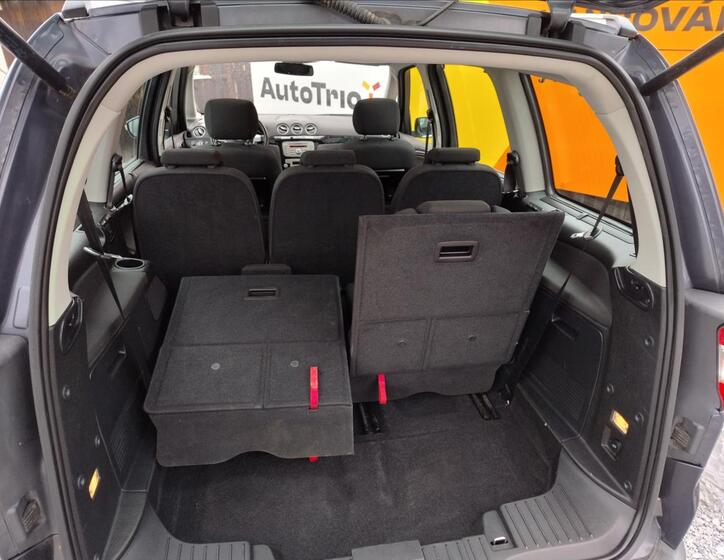 Ford Galaxy 15