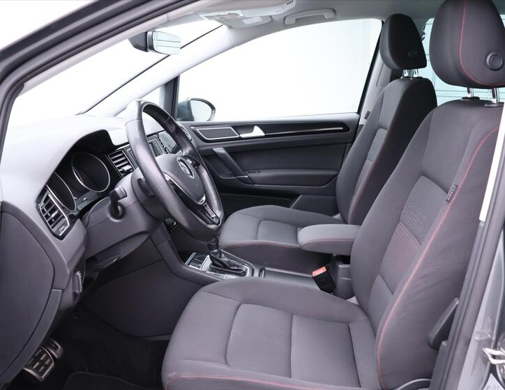 Volkswagen Golf Sportsvan 12