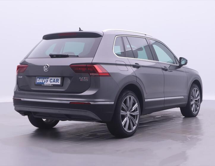Volkswagen Tiguan 7