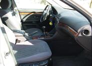 BMW Řada 5 30