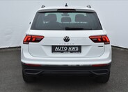 Volkswagen Tiguan 8