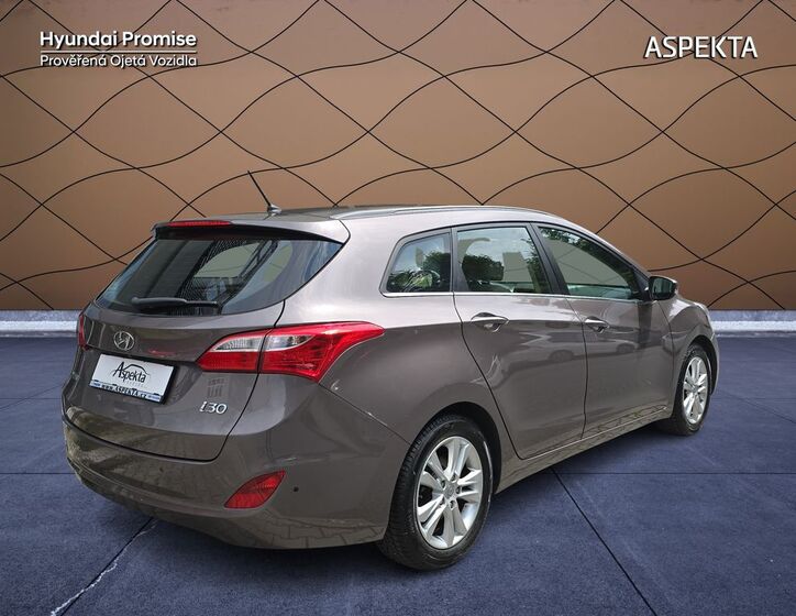 Hyundai i30 5