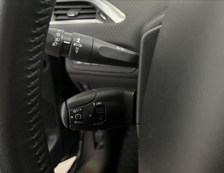 Peugeot 2008 14