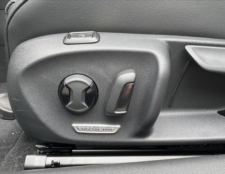 Volkswagen Passat 11