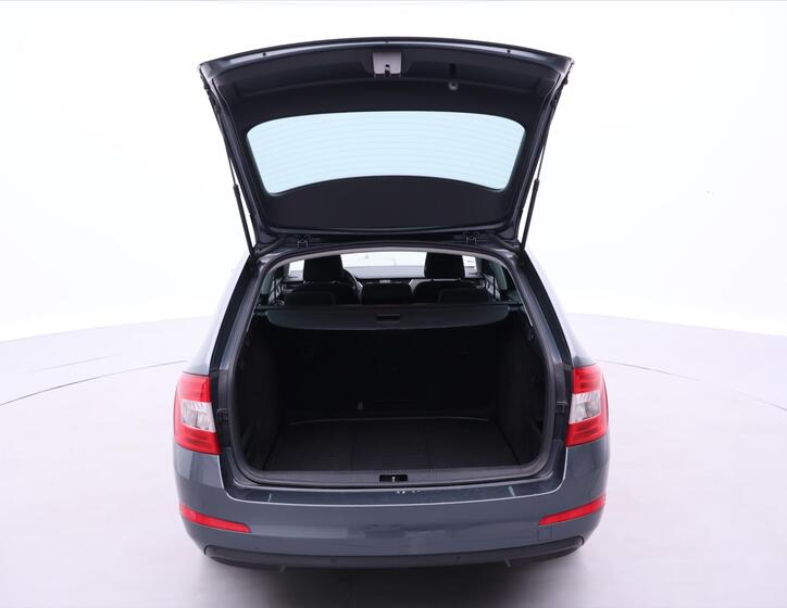 Škoda Octavia 9