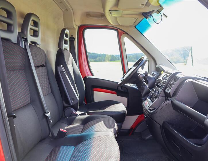Peugeot Boxer 11