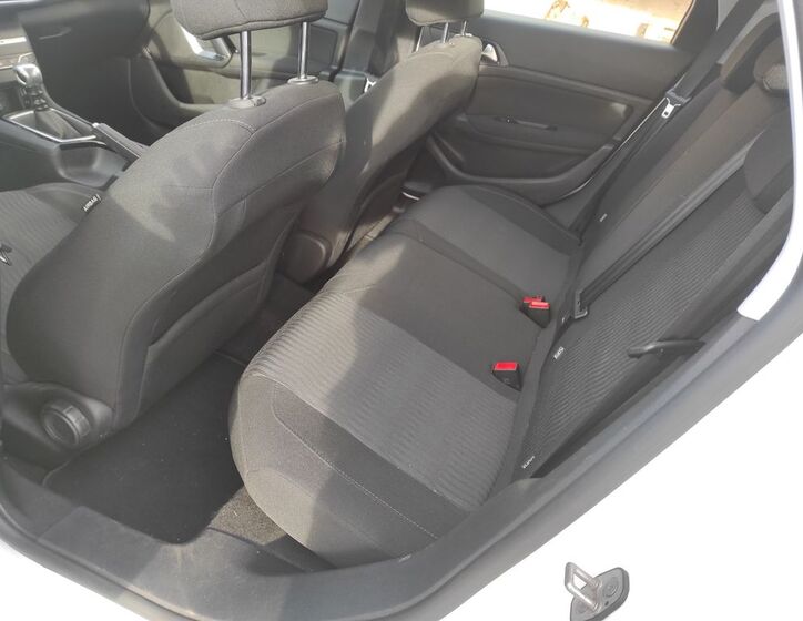 Peugeot 308 19