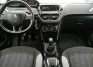 Peugeot 2008 8