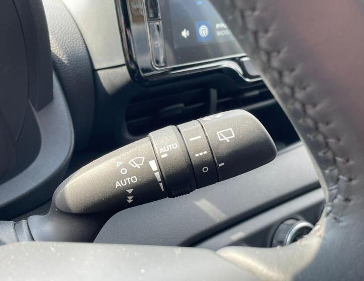 Toyota Yaris 21