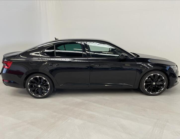 Škoda Superb 4