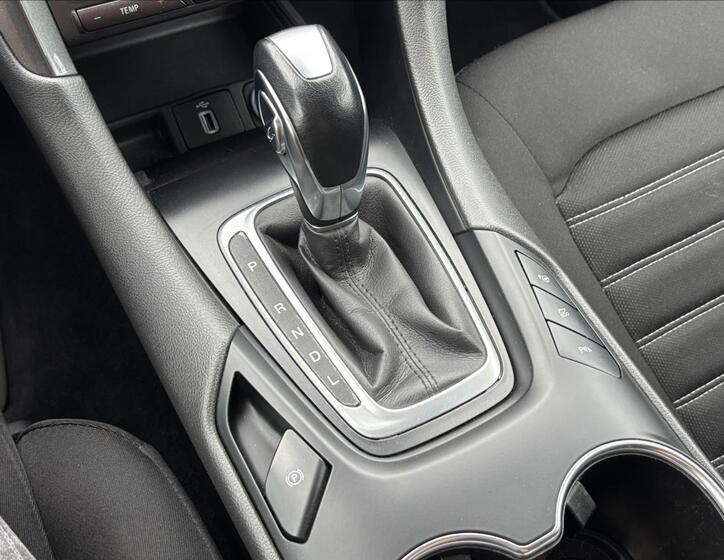 Ford Mondeo 39