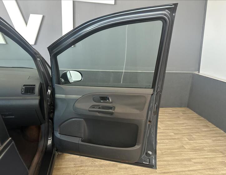 Volkswagen Sharan 18