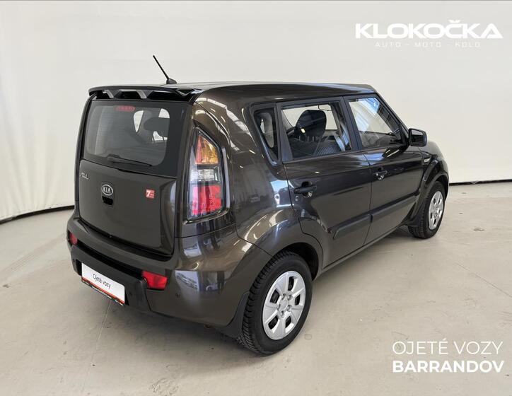 KIA Soul 2