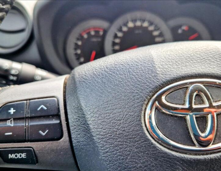 Toyota RAV4 29