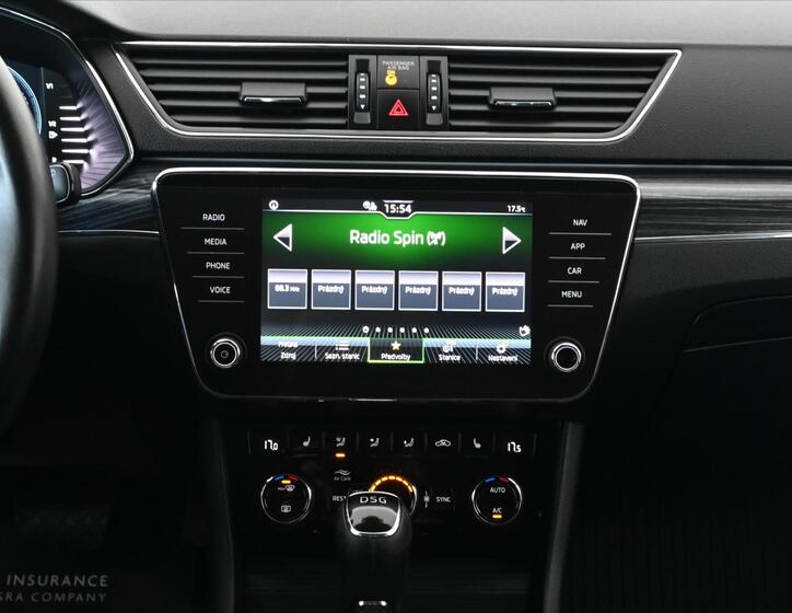 Škoda Superb 12