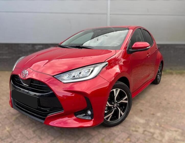 Toyota Yaris 5