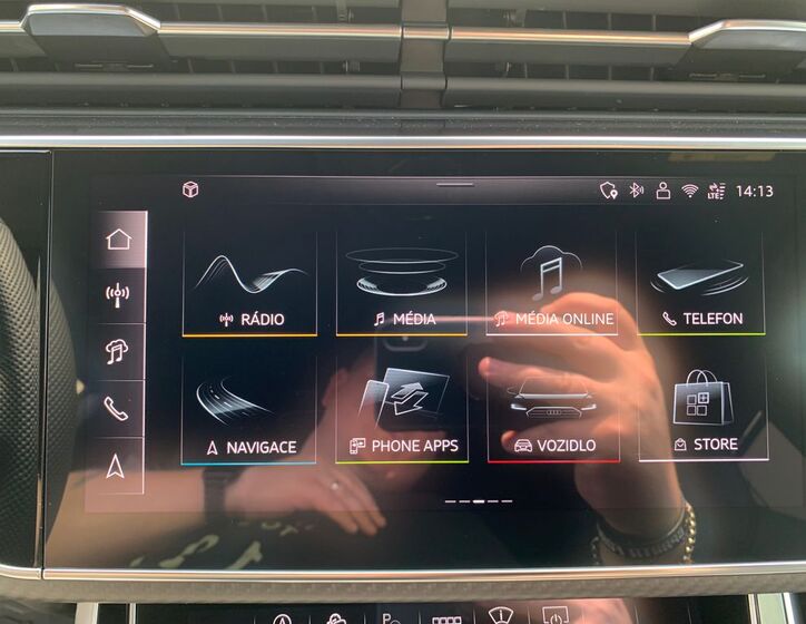 Audi Q8 15