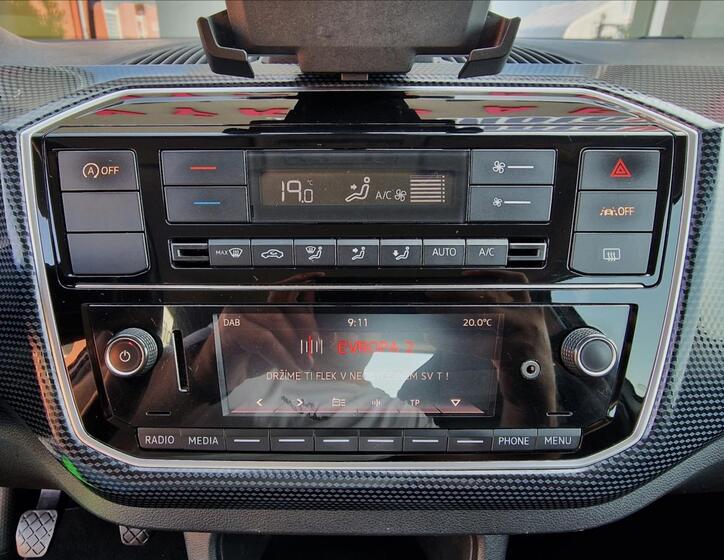 Volkswagen up! 30