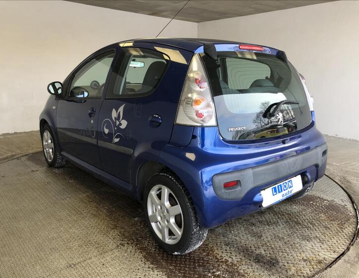 Peugeot 107 5